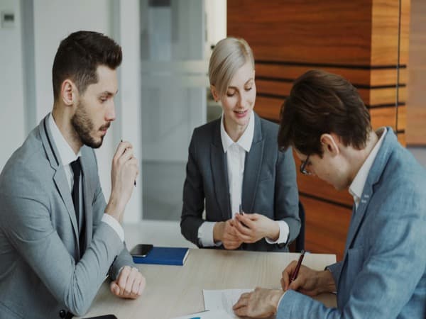 MIAM certificate consultation with accredited family mediator MIAM certificate consultation - family mediator helping parents prepare for mediation